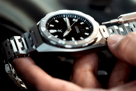 The Rise of Titanium as the ‘It’ Metal for Watches