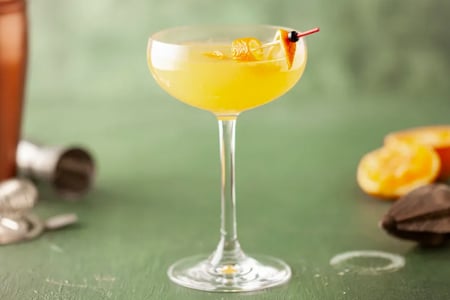 How to Make a Breakfast Martini, the Tangy Gin and Marmalade Cocktail