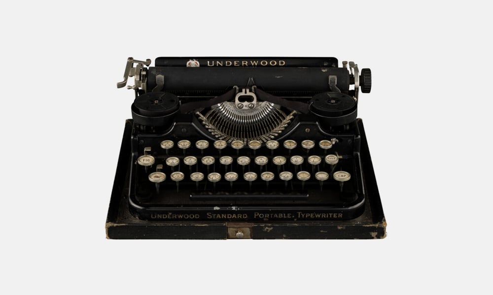 Ernest Hemingway’s Underwood Typewriter Is up for Auction