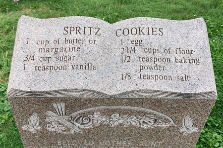 The Family Recipes That Live On in Cemeteries