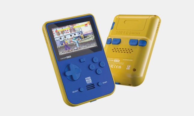 The Capcom Super Pocket Lets You Play Retro Arcade Games on the Go