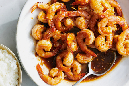 Spicy Caramelized Shrimp With Lemongrass