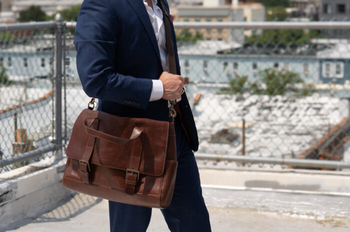 6-Work-Bags-That-Balance-Functionality-and-Style,-From-Formal-to-Casual