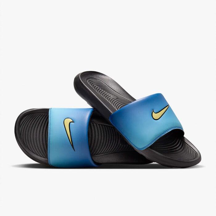 nike-victori-one-slides