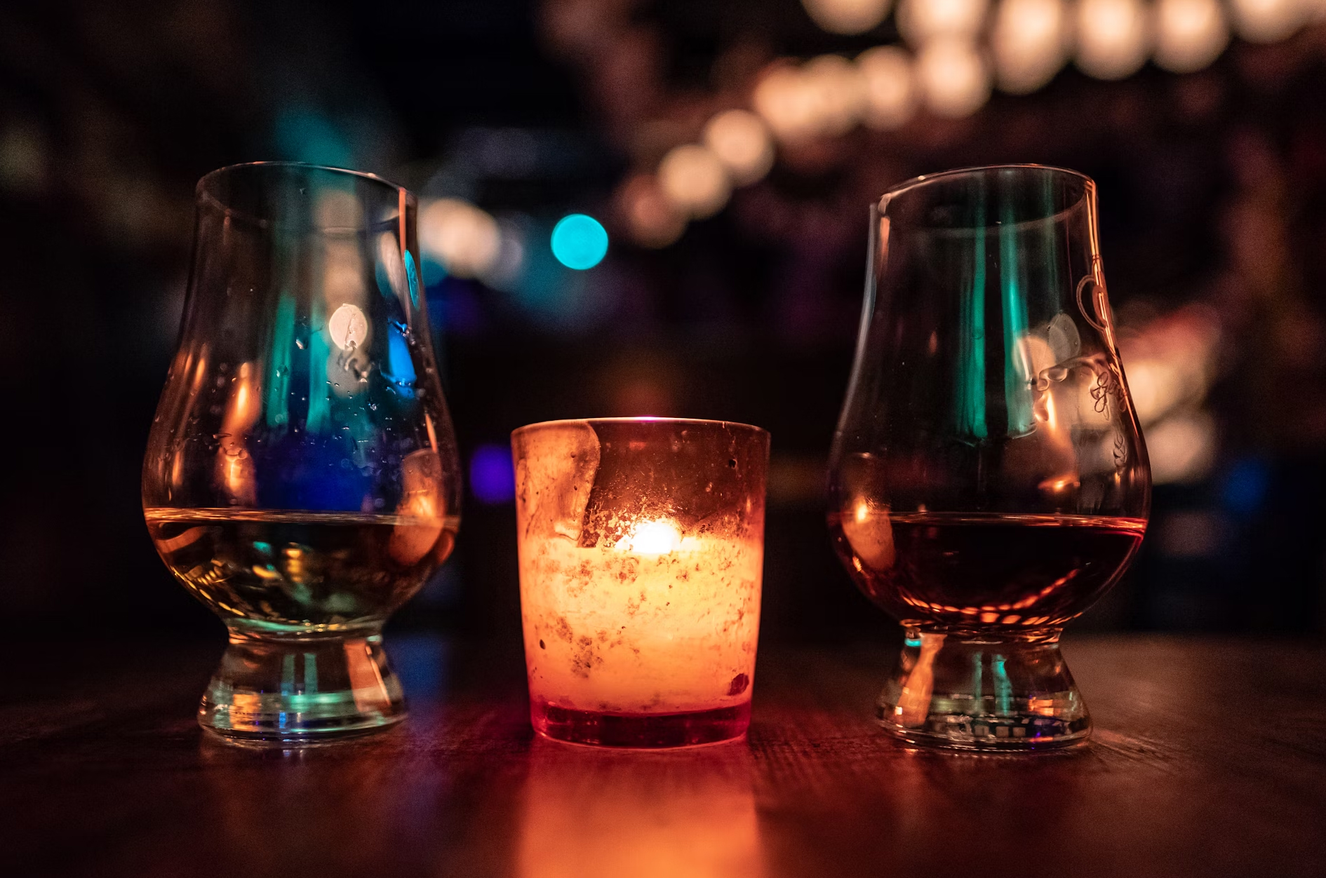 The Best Single-Malt Scotch Whiskies to Drink on a Hot Summer Night