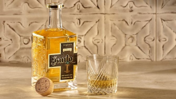 Santo Tequila Añejo