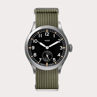 This Vaer Watch Pays Homage to the WWII ‘Dirty Dozen” Field Watches