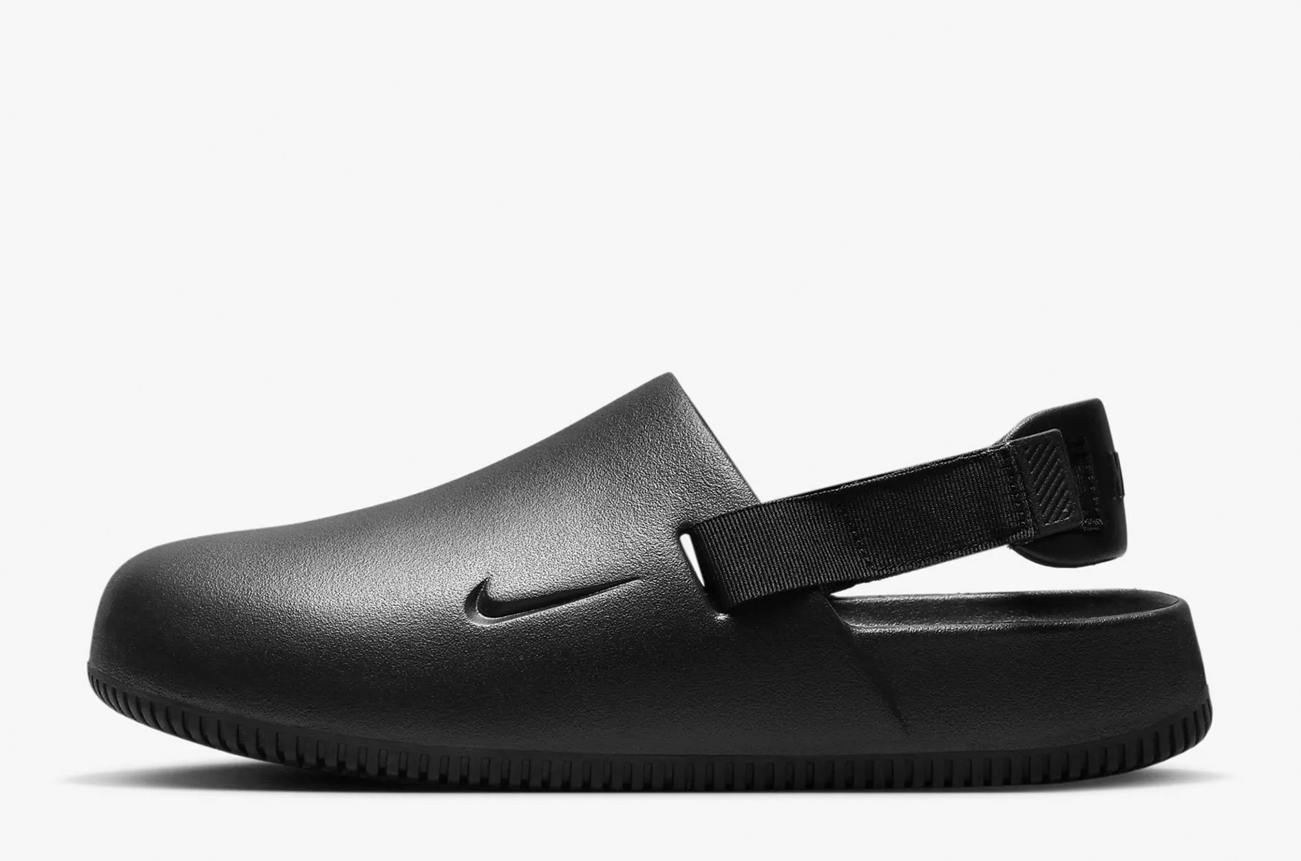 Nike Calm - 13% Off