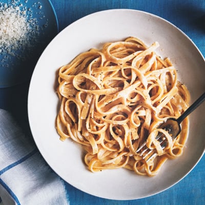 Extra-Creamy Fettuccine Alfredo