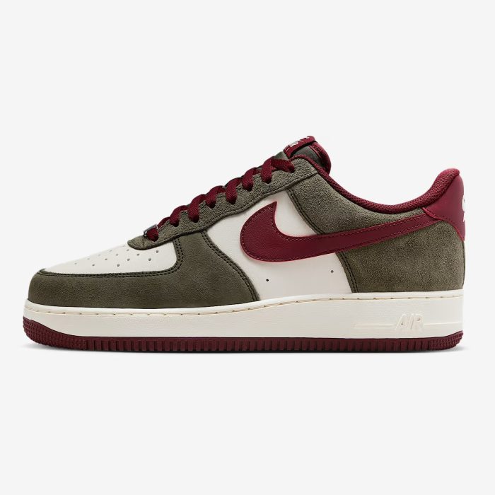 Nike Air Force 1 ’07 LV8 Men’s Shoes