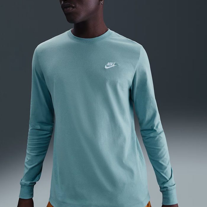 Nike Sportswear Club Men’s Long-Sleeve T-Shirt
