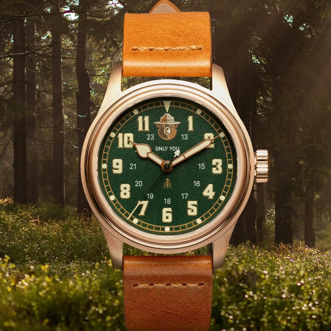 Vero Watch The Smokey Bear 80th Edition Forest Green