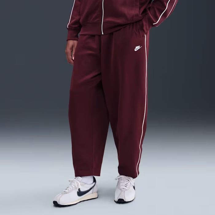 Nike Sportswear Club Men’s Oversized Knit Track Pants
