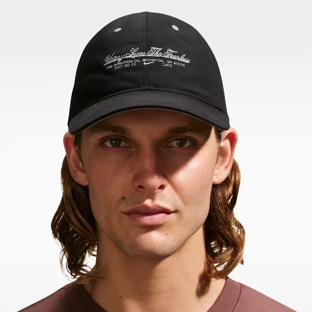 Nike Sportswear Unstructured Cap